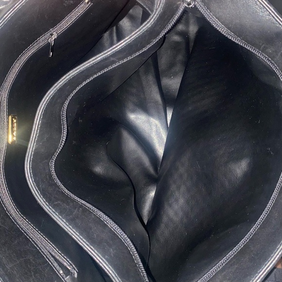 Bally Quilted Matelasse Leather Chain Shoulder Tote - Picture 10 of 13